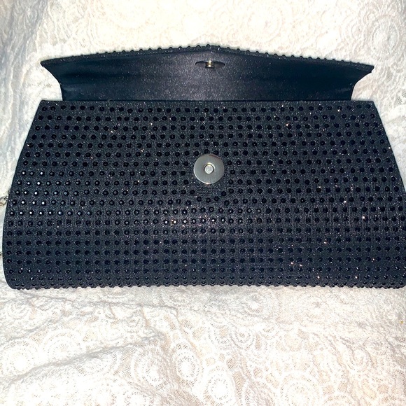 Beautiful Rhinestone Clutch - Picture 7 of 10